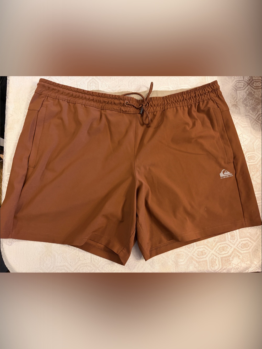 Quiksilver Men's Rust Brown Elastic-Waist Athletic Shorts